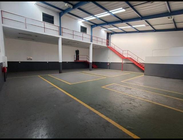 BUSINESS PROPERTY TO RENT IN HALFWAY HOUSE